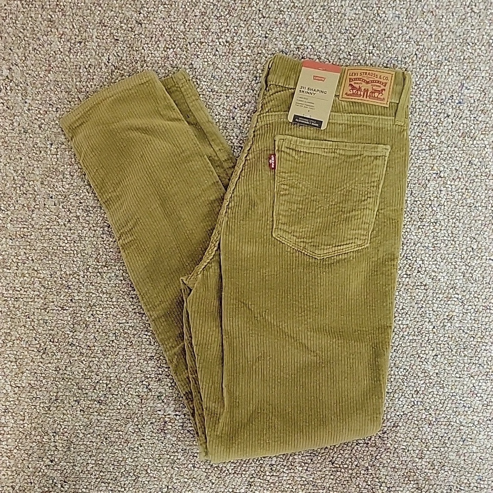 Levi's 311 skinny shaping wide wale corduroy  tan pants. Sz 30 x 30 women's new